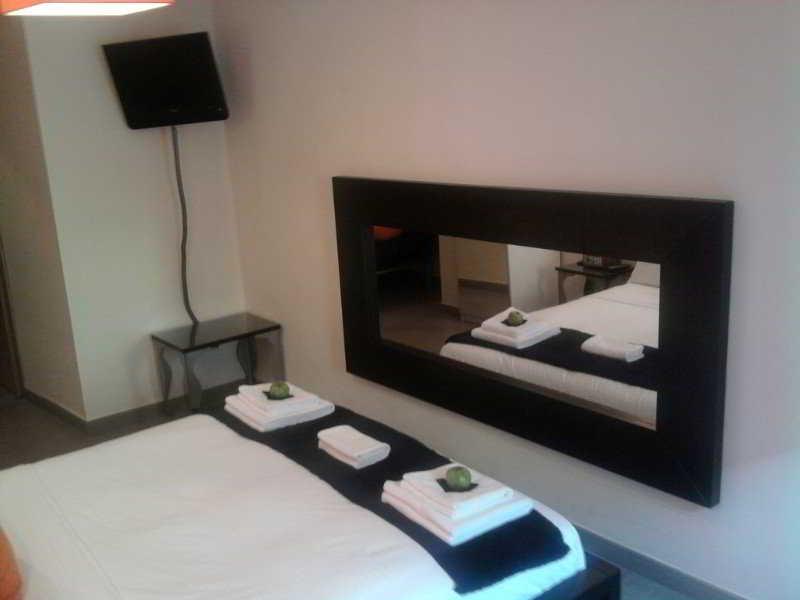 Hostal Oxum مدريد الغرفة الصورة