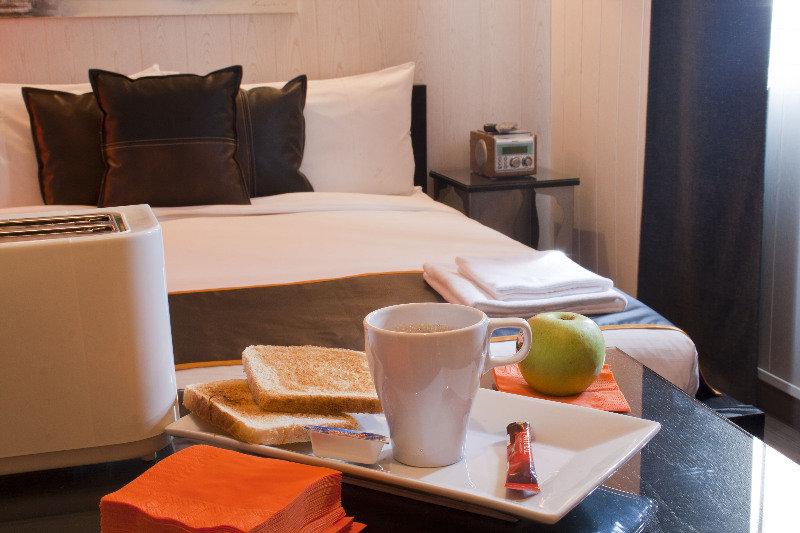Hostal Oxum مدريد المظهر الخارجي الصورة
