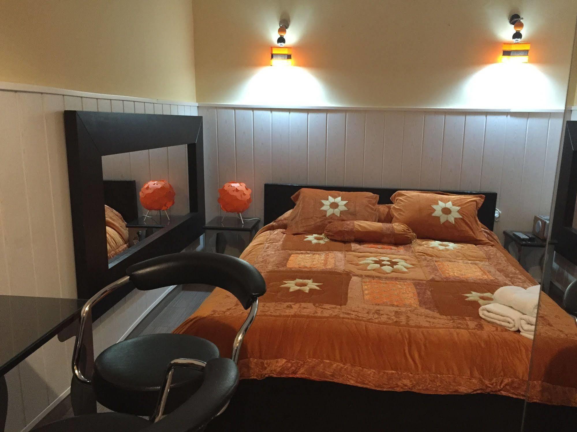Hostal Oxum مدريد المظهر الخارجي الصورة