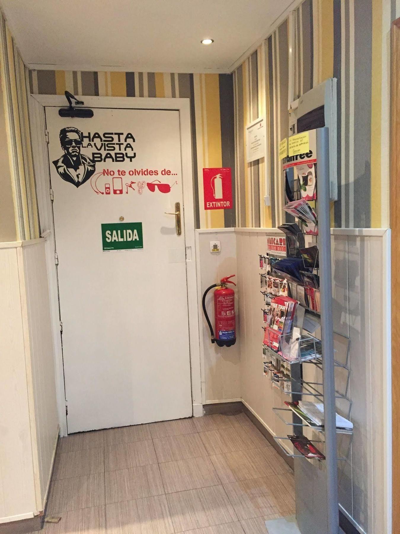 Hostal Oxum مدريد المظهر الخارجي الصورة